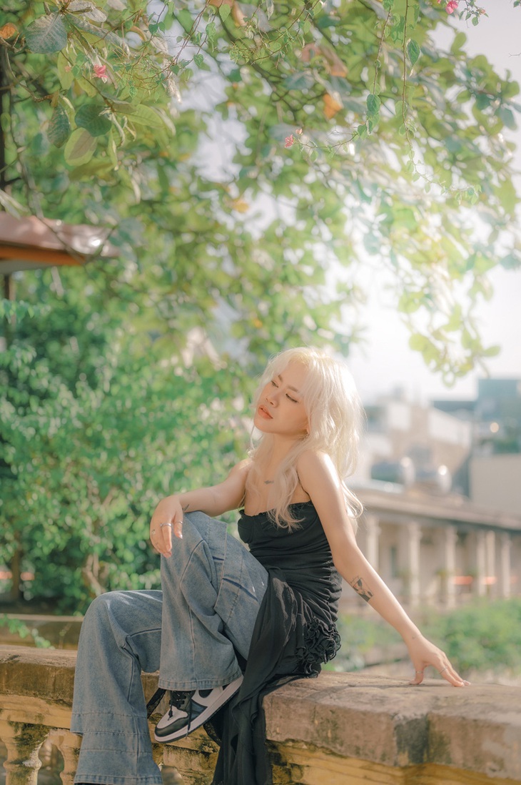 Hình ảnh mới đánh dấu sự lột xác của Yến Lê ngày trở lại đường đua V-pop