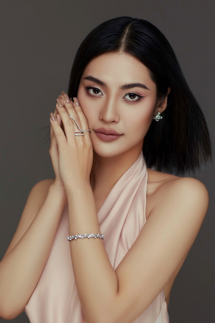 Nông Thúy Hằng đang dồn sức chuẩn bị mọi kỹ năng cần thiết trước khi sang Thái Lan chinh chiến