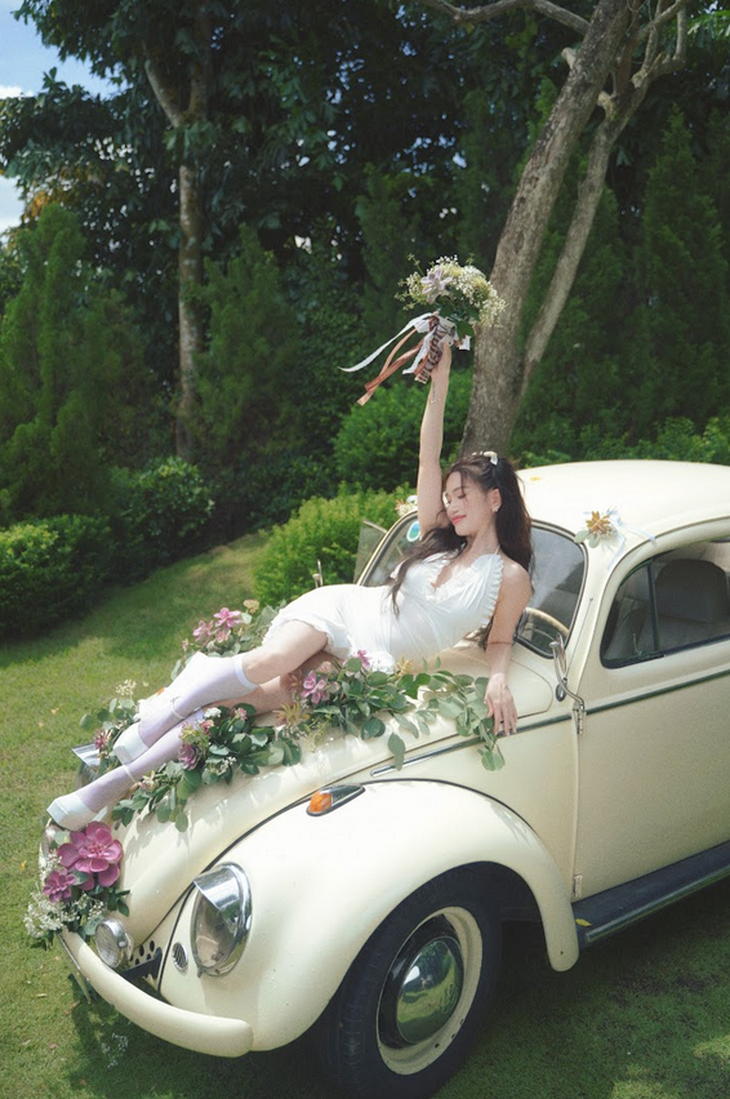 Vóc dáng đáng mơ ước ở ngưỡng U40 của Sĩ Thanh, đẹp tự nhiên không phải tự nhiên mà đẹp! 