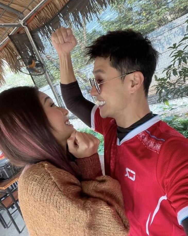 Loạt ảnh hậu trường chứng minh Khả Ngân - Thanh Sơn 'phim giả tình thật' - Ảnh 6.