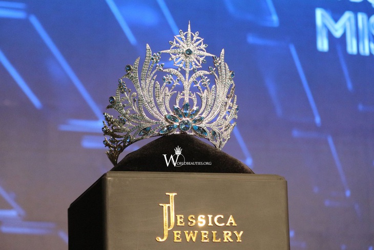 Vương miện chính thức mang tên “Life In The Sunrise” dành cho tân hoa hậu cuộc thi Miss Universe 2023
