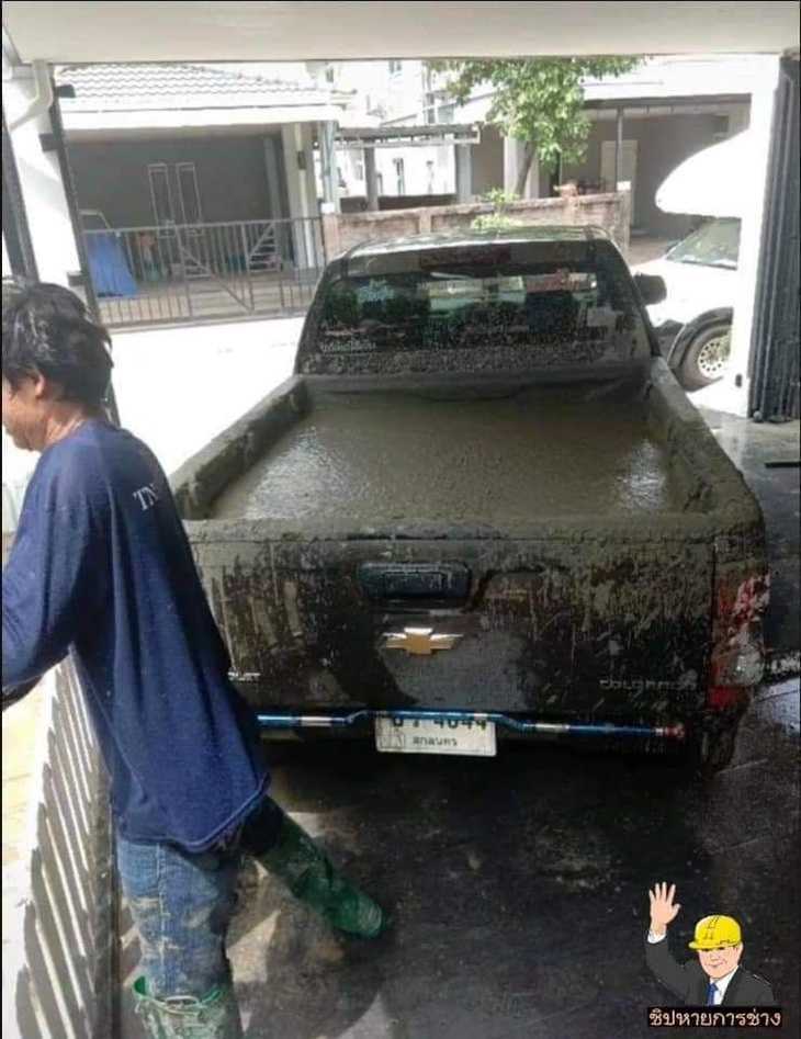 Xe bồn "nhà người ta"