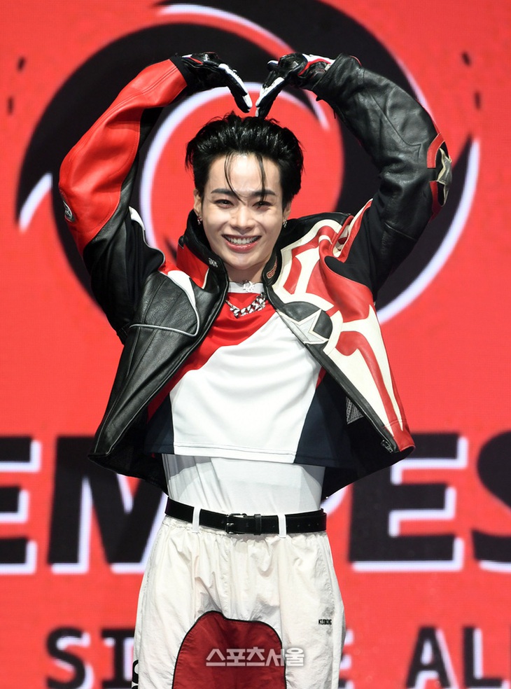 Hanbin đặc biệt nhắc quê hương Việt Nam khi chia sẻ tại sự kiện