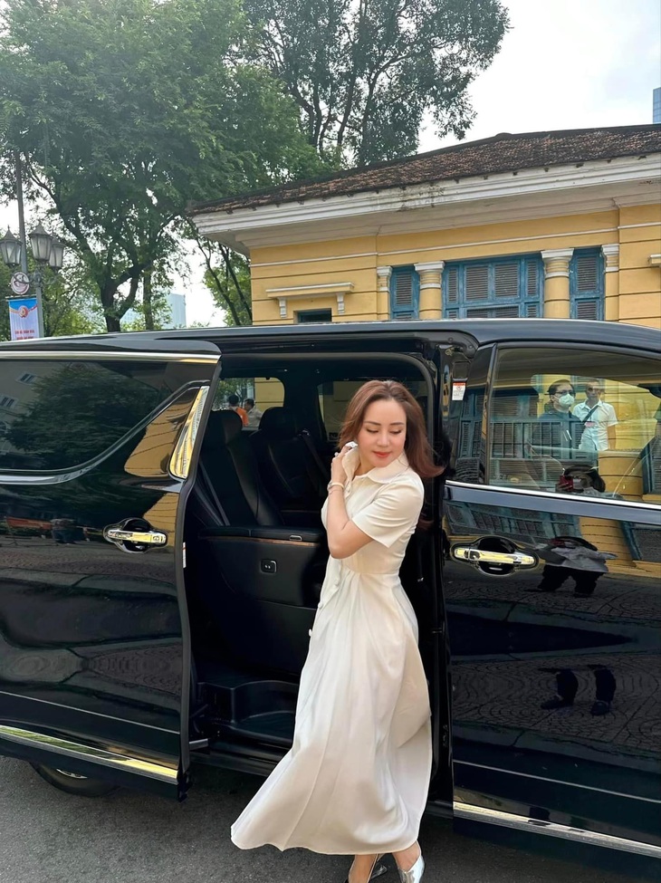 Bị chê nhan sắc, Vy Oanh khẳng định bị photoshop hãm hại - Ảnh 1.