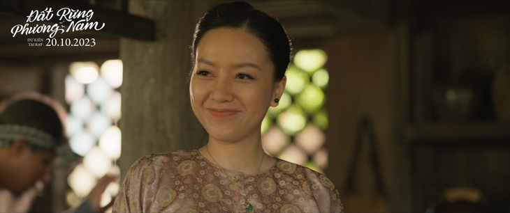 Tạo hình đỏm dáng điệu đà pha chút lẳng lơ của Băng Di trong Đất rừng phương Nam