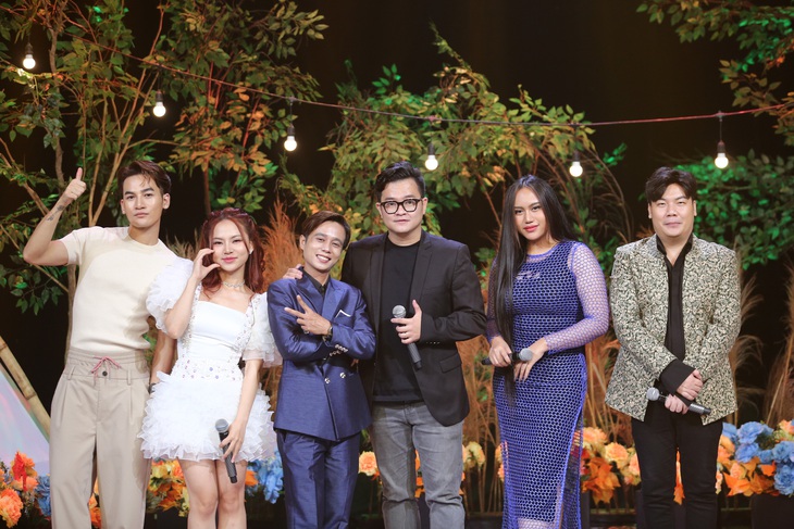 Nhạc sĩ Nguyễn Minh Cường tiết lộ bán tác quyền nhạc cho Tuấn Dũng, Ali Hoàng Dương, Sofia với giá “sốc”