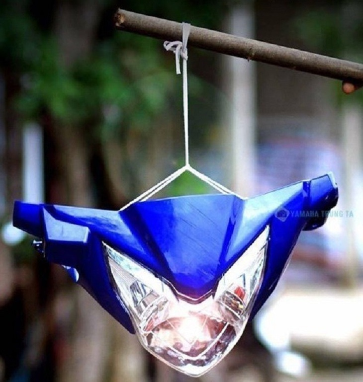 Ai đam mê tốc độ là có ngay mẫu đèn từ "xế cưng".