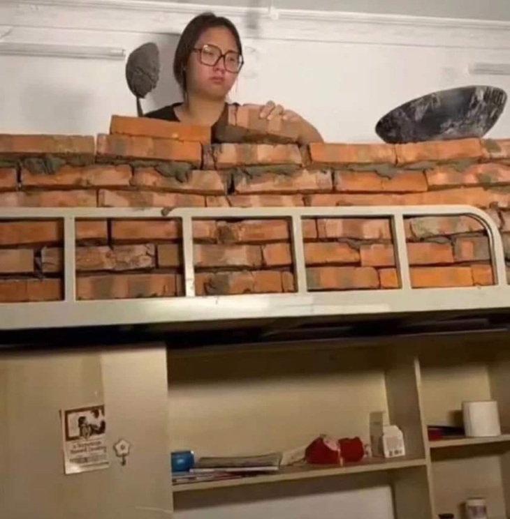 Có đứa bạn làm đồ án xây dựng kiểu...