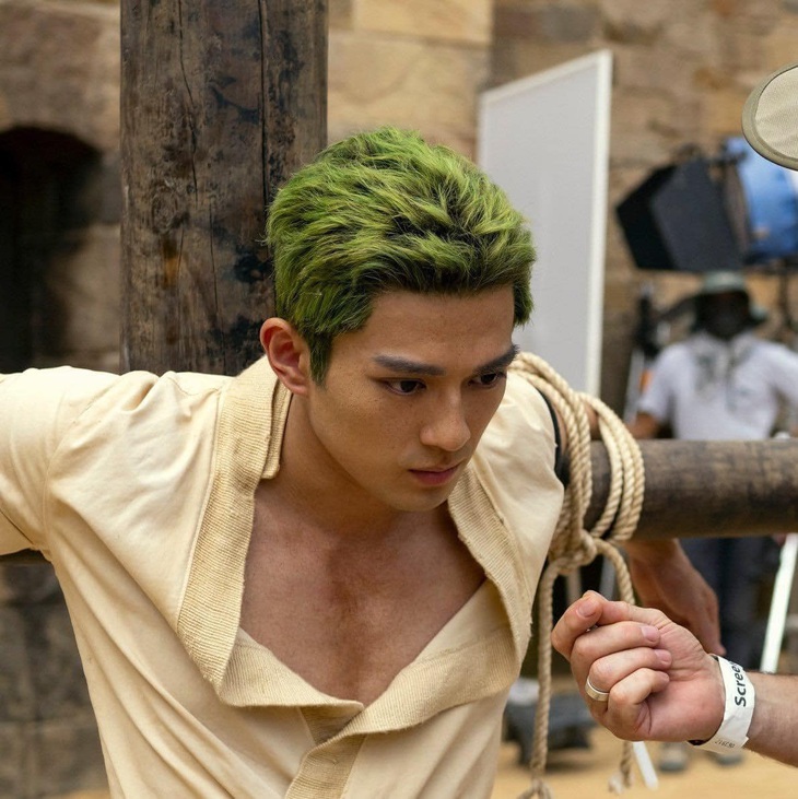 Nhan sắc của Zoro bản phim live action được ví như bước ra từ truyện tranh
