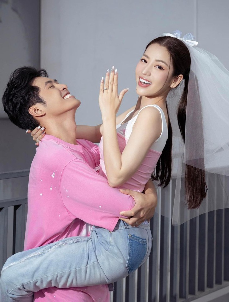 Puka và Gin Tuấn Kiệt công khai màn cầu hôn thành công