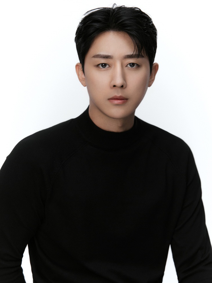 Son Ho Jun đảm bảo nhận vai Heo Soon Young, chồng của Seo Jae Won. Một người luôn nỗ lực để trở thành người chồng tình cảm và người cha tốt.