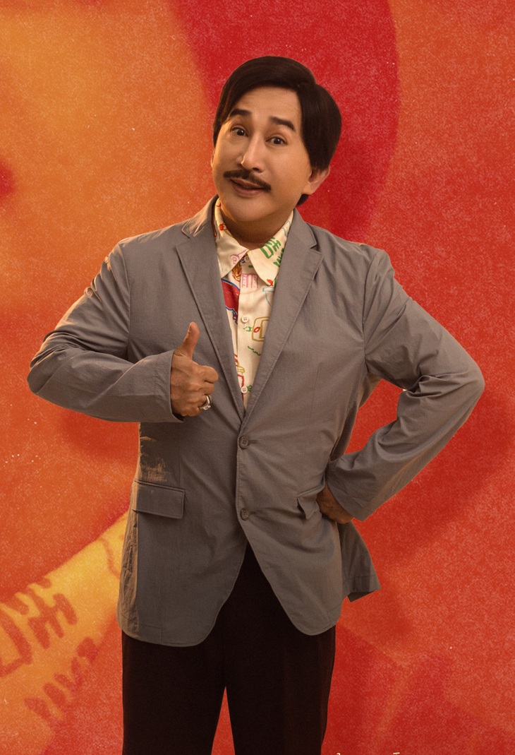 Tạo hình hề hước của nghệ sĩ Kim Tử Long trong phim Sáng đèn