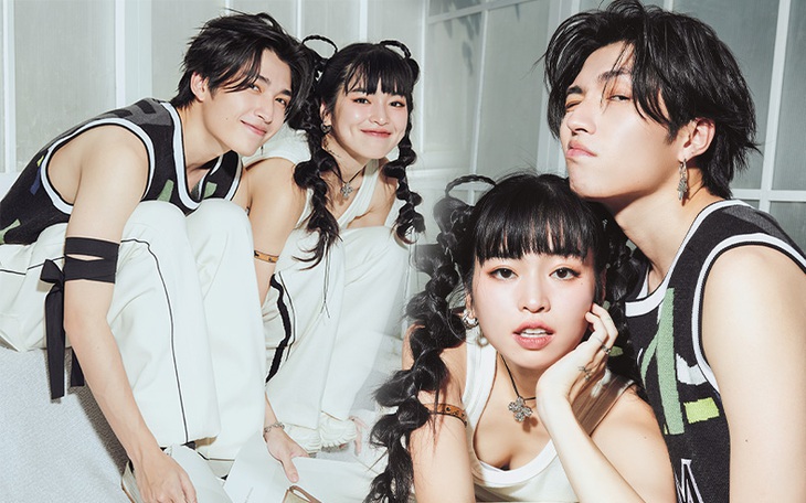 Cặp đôi ‘Liên và Đạt’ tung ảnh tình tứ khi tập 4 lập thành tích khủng