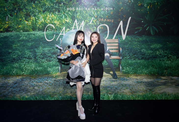 'Lady Mây' Myra Trần cũng đến chúc mừng Orange