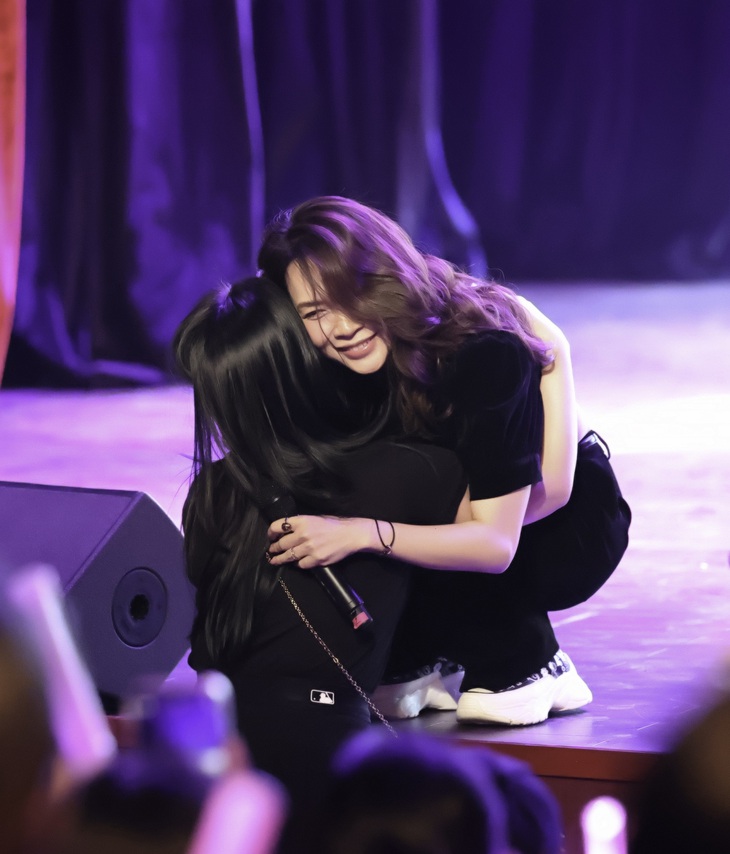 Mỹ Tâm lần đầu 