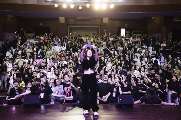 Mỹ Tâm lần đầu 