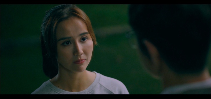 Dương bị soi có nhiều hành động bất hợp lý