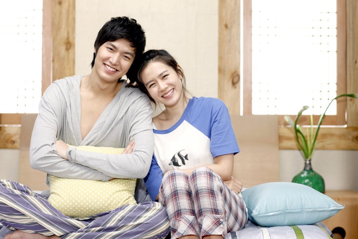 Top 10 bộ phim hay nhất của Son Ye Jin (P2)- Ảnh 4.