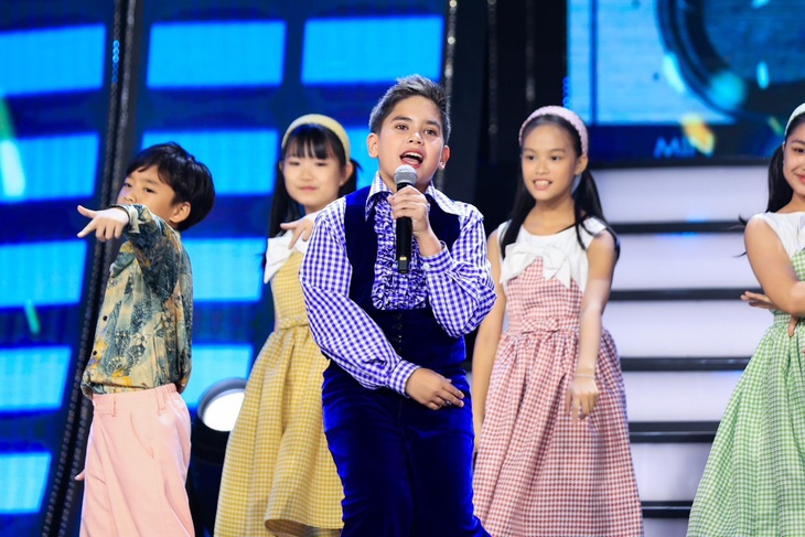 Rapper nhí Shumo tự tin với phần trình diễn trong live show khủng của Như Quỳnh