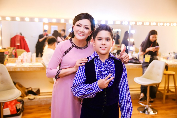 Ca sĩ Như Quỳnh và rapper nhí có màn kết hợp mới lạ trong live show mới đây