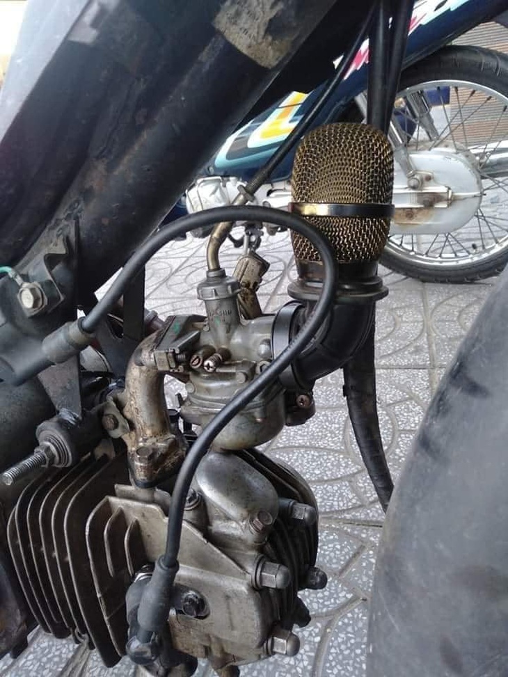 Ống thông gió này lạ ghê.