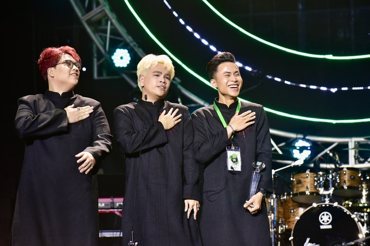 Hé lộ nhân vật đứng sau tiết mục biểu diễn bùng nổ của Phương Mỹ Chi tại Sing Asia - Ảnh 3.