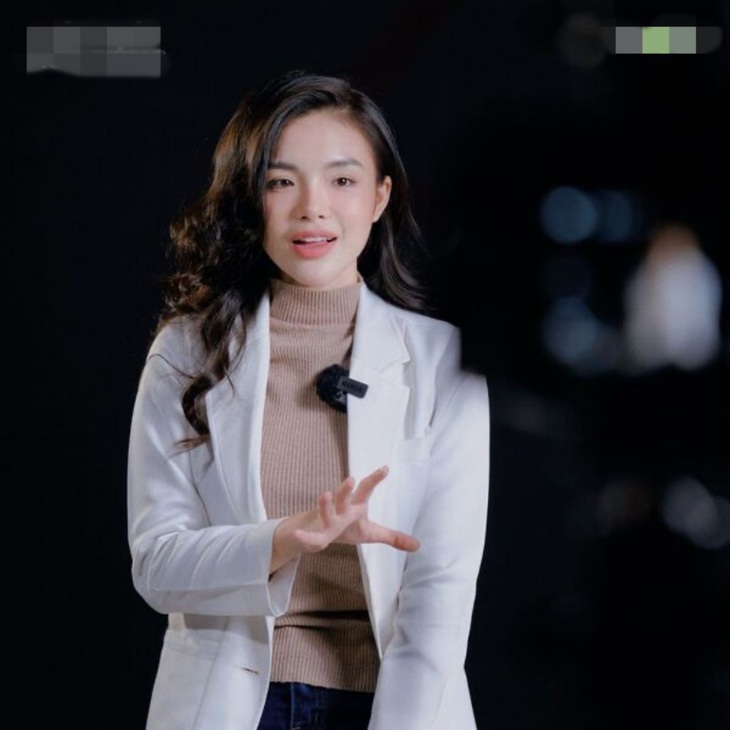 Nhật Hạ vào vai nữ bác sĩ trong "Mặt trời mùa đông"