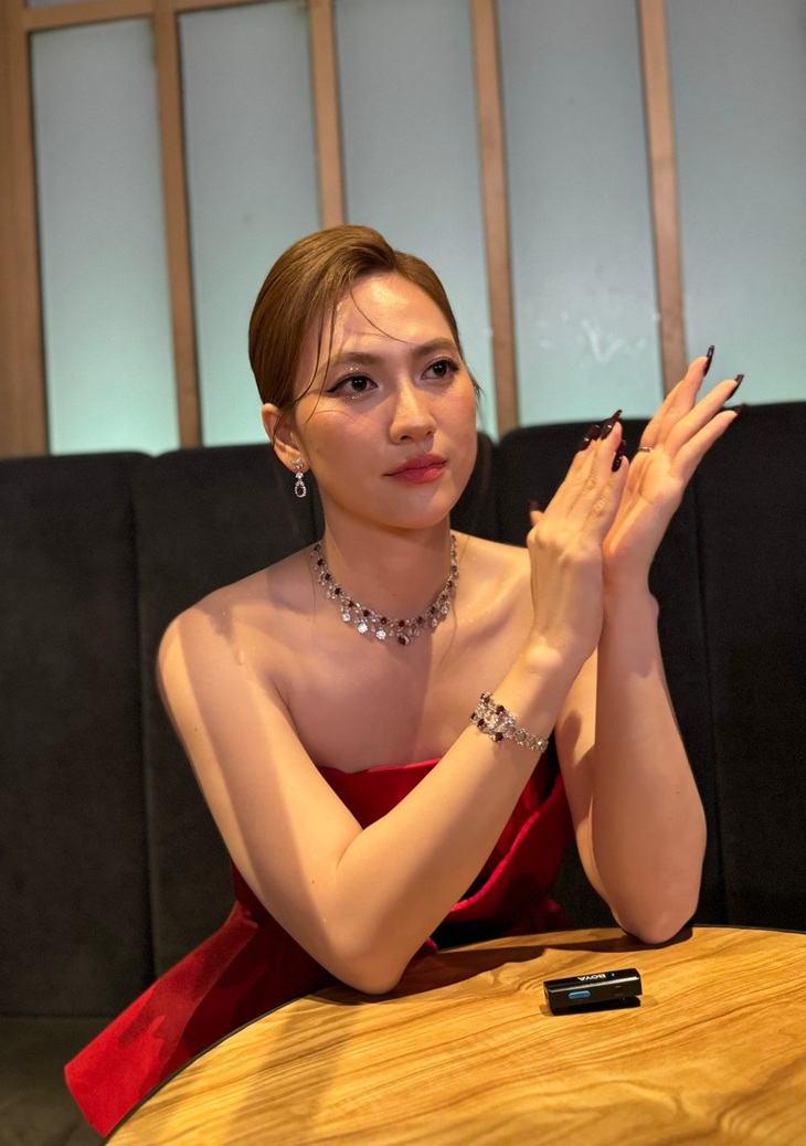 Phương Anh Đào nói về mối quan hệ với Tuấn Trần sau khi phim Mai đóng máy