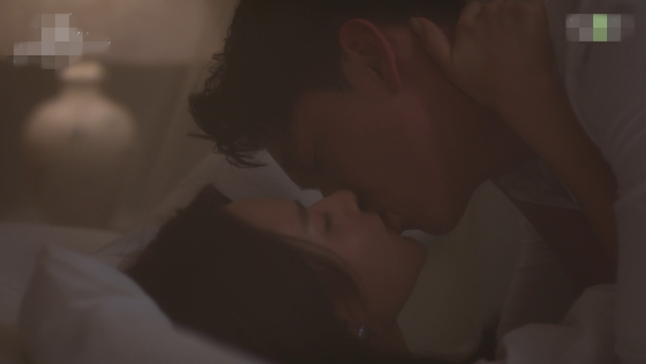 Ở diễn biến mới nhất, Huy Hoàng và Song Luân có màn 