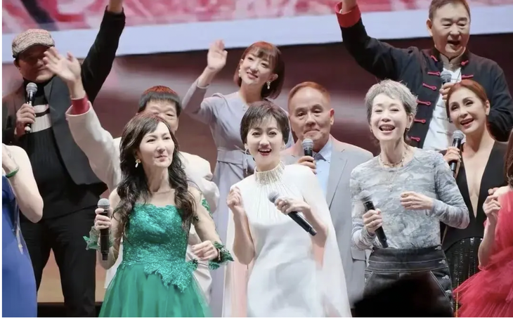 Dàn sao Tân Bạch Nương Tử truyền kỳ đã tổ chức buổi hòa nhạc kỷ niệm 30 năm