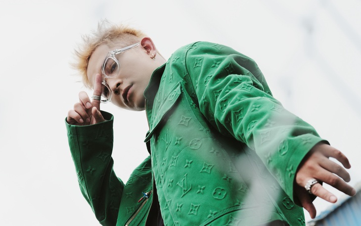 Ricky Star: Từ 'ngôi sao 4 nón vàng' đến hành trình tìm lại chính mình cùng 'Đôi chân đi' - Ảnh 4.