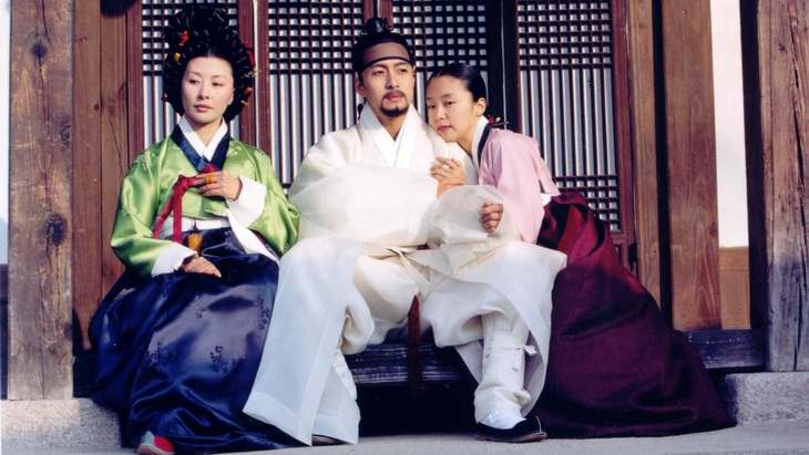 Son Ye Jin đóng cặp cùng Ji Chang Wook trong phim 18+ - Ảnh 2.