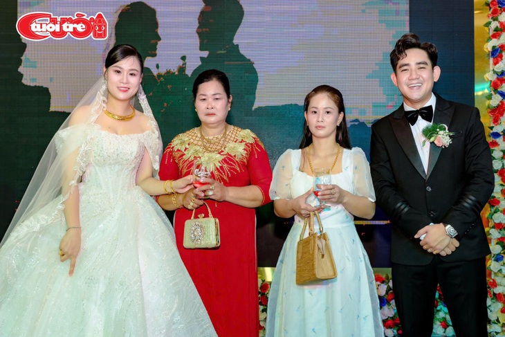 Đinh Kiến Phong xác nhận có con gần 2 tuổi với vợ cũ Vân Quang Long - Ảnh 4.