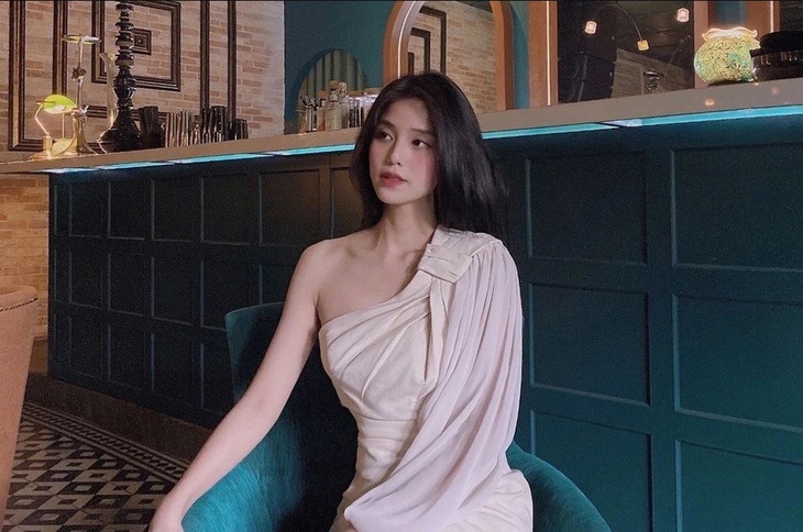 'Cô tiên từ thiện' Trúc Phương là ai? - Ảnh 1.