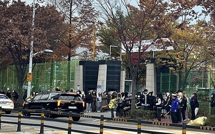  Lại Quán Lâm (Wanna One) gây sốt với 4 'cuộc đời' trong 7 năm - Ảnh 4.