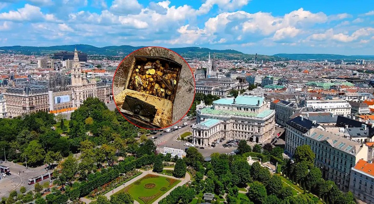 Thợ sửa ống nước tìm thấy rương vàng trị giá hơn 64 tỉ đồng - Ảnh 1.