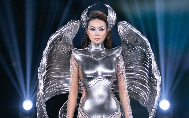 Fashionisto Thuận Nguyễn tận hưởng cuộc sống ở tuổi U80 - Ảnh 8.