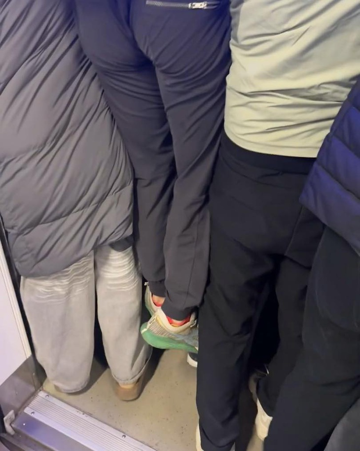 Ảnh vui 30-11: Gia chủ bảo 'phòng trọ khép kín, dọn vào ở ngay' - Ảnh 2.