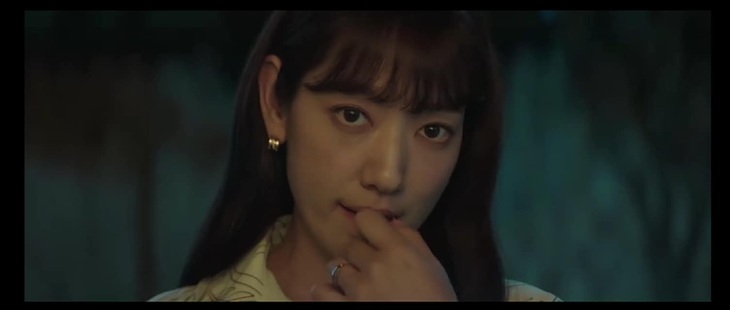 Kết phim quá đỉnh, fan 'Thẩm phán từ địa ngục' đòi phim có phần 2 - Ảnh 2.