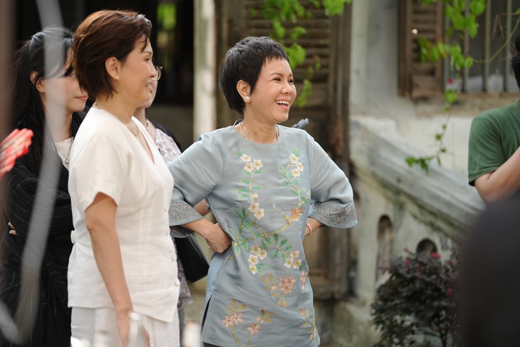 Việt Hương: Tôi là cục vàng của mẹ chồng - Ảnh 5.