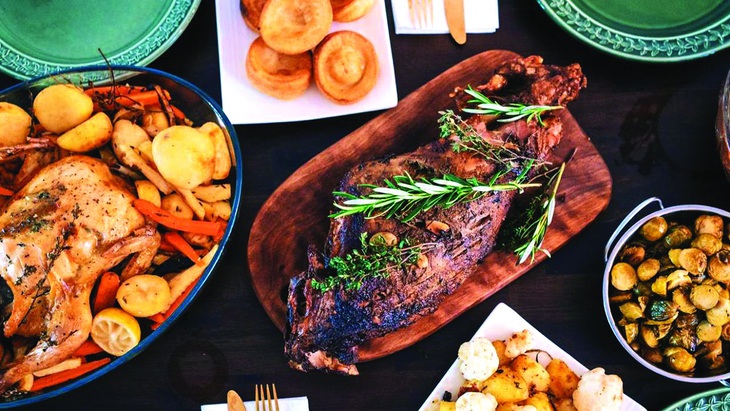 Tiệc tùng không no, chỉ thấy lo - Ảnh 1.