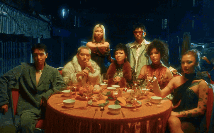 Myra Trần hát vang hai tiếng Việt Nam tại Trung Đoàn Bộ Binh 692 - Ảnh 4.