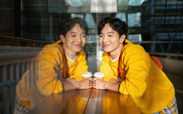 Hoàng Dũng đã biết 'tạo nét' hơn cùng Xoay tròn - Ảnh 7.