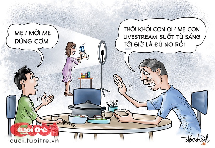 Mẹ con livestream đủ no rồi - Ảnh 1.