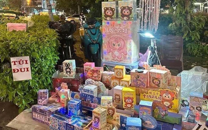 Cô gái 29 tuổi lấy bạn thân của bố - Ảnh 1.