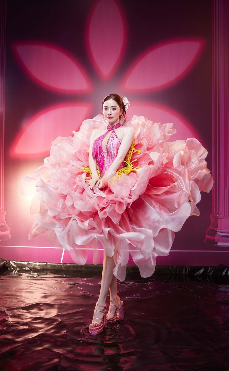 Quỳnh Nga đem biểu tượng tình yêu của ba mẹ lên Bước nhảy hoàn vũ - Ảnh 3.