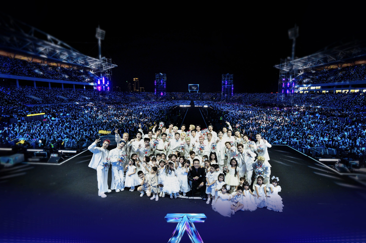 Dân mạng thắc mắc: 'Đâu mới là 50.000 khán giả thật?' - Ảnh 1.