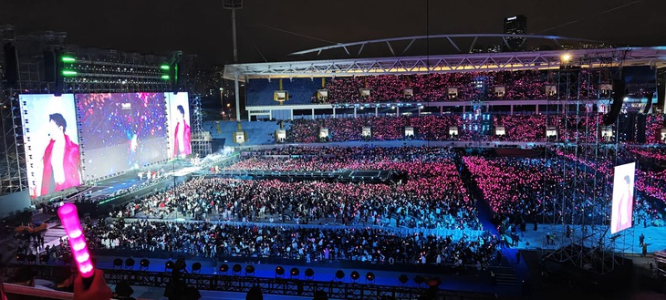 Dân mạng thắc mắc: 'Có thật 50.000 khán giả ở Anh trai 'say hi'?' - Ảnh 3.