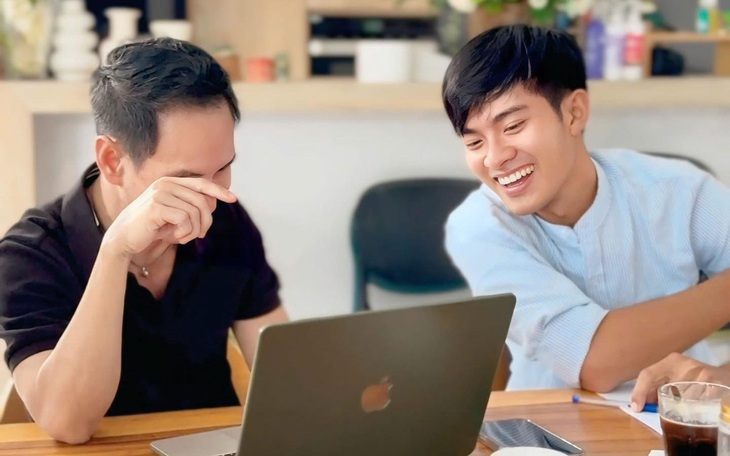 Con trai Thương Tín ở đâu khi bố được người ngoài cưu mang - Ảnh 1.