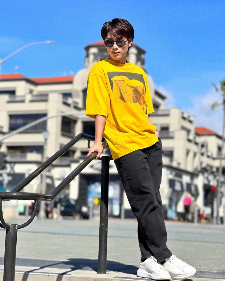 Sau 28 ngày lưu diễn, Trúc Nhân nói lời tạm biệt tuổi 18 vì cảm thấy xuống sức từ thể chất đến tinh thần